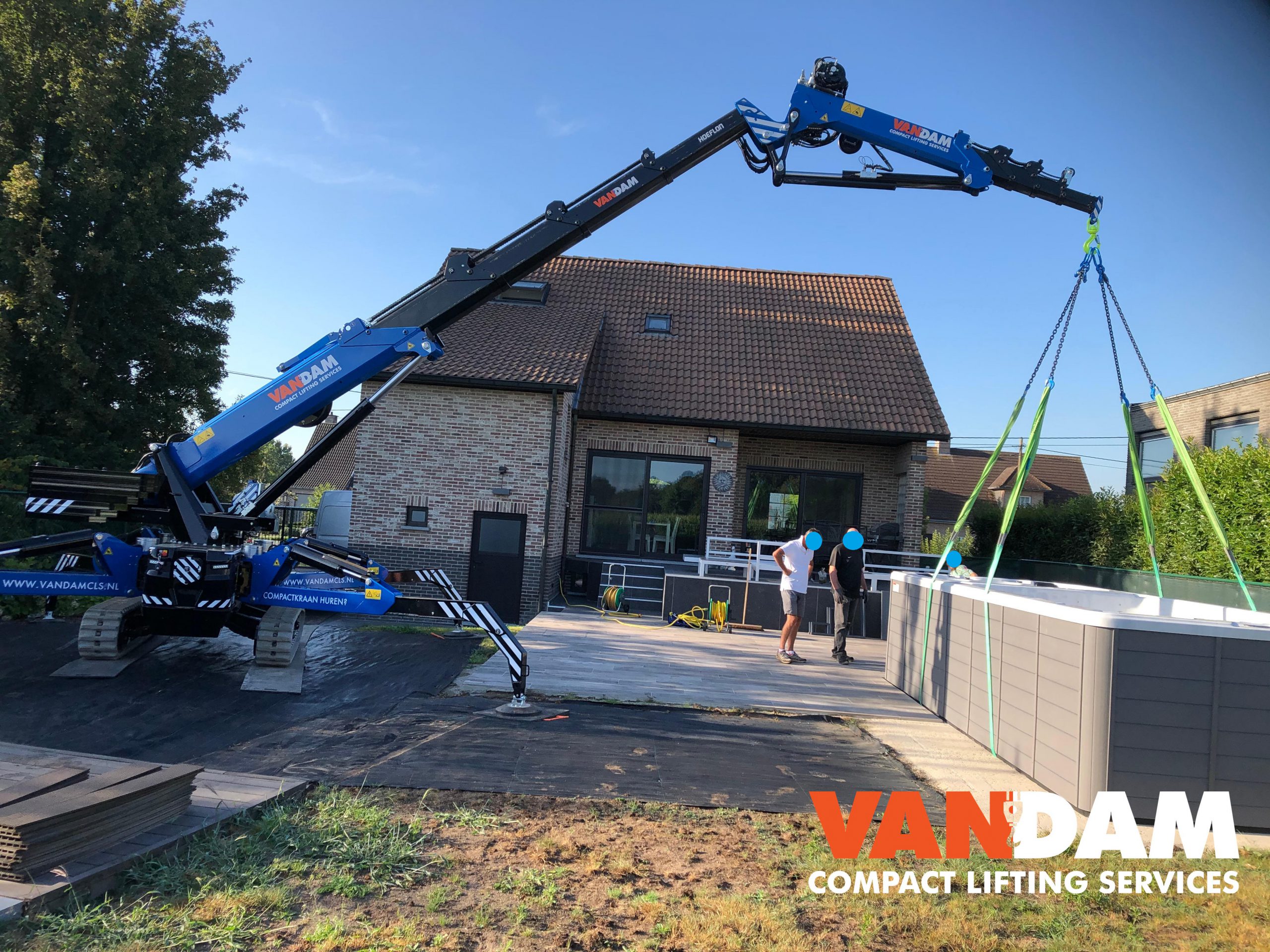 Jacuzzi België Van Dam Compact Lifting Services